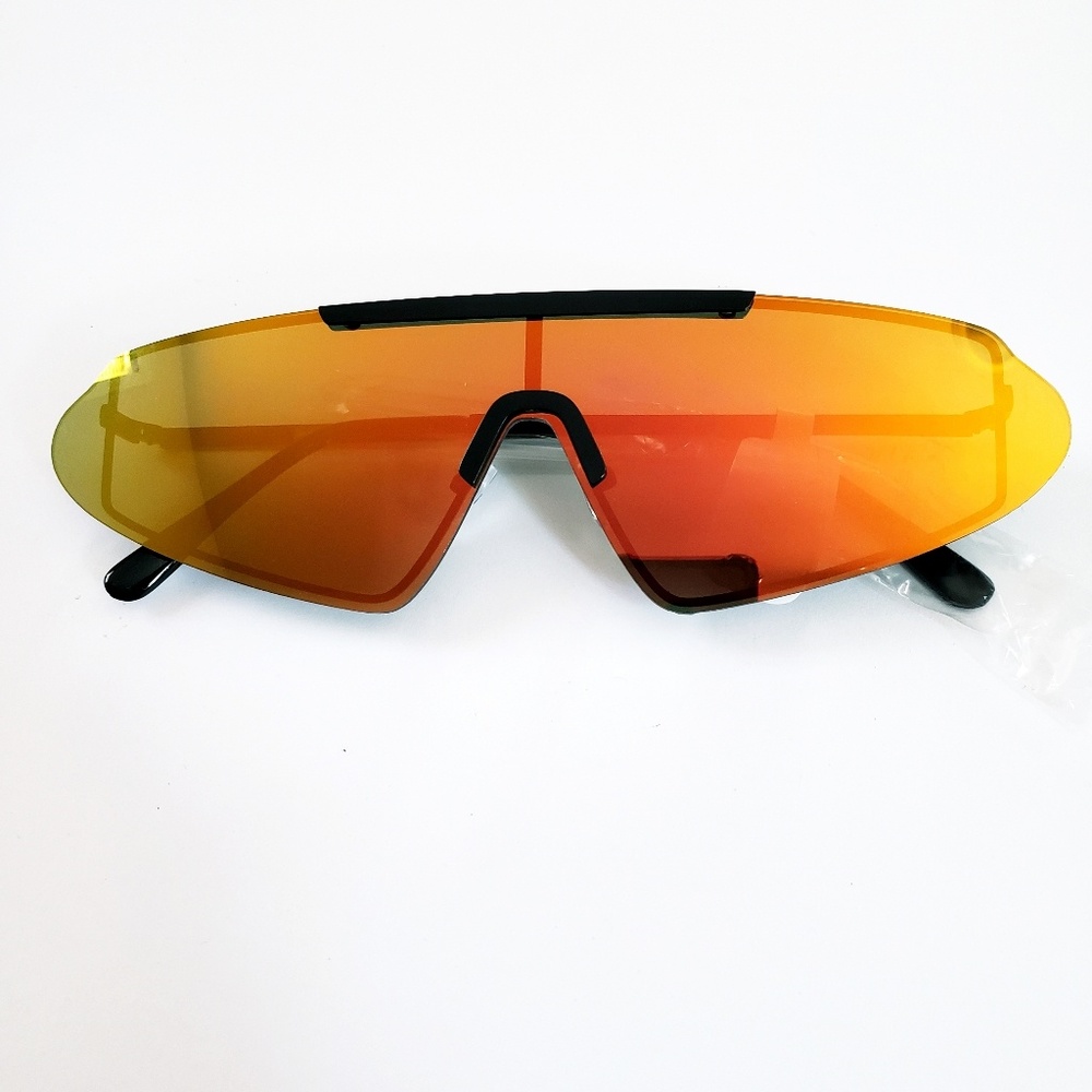 🆕️ Orange Sporty Chic Sunglasses